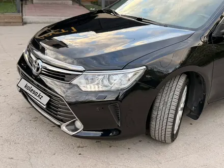 Toyota Camry 2015 года за 11 100 000 тг. в Костанай – фото 9