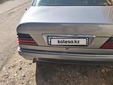 Mercedes-Benz E 220 1992 года за 1 200 000 тг. в Есик – фото 4