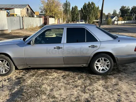 Mercedes-Benz E 280 1994 года за 2 500 000 тг. в Алматы – фото 2