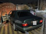 Mercedes-Benz E 280 1993 года за 4 500 000 тг. в Усть-Каменогорск – фото 2