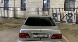 Mercedes-Benz E 280 1997 года за 2 300 000 тг. в Кызылорда – фото 4