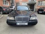 Mercedes-Benz C 280 1994 года за 2 100 000 тг. в Усть-Каменогорск – фото 2