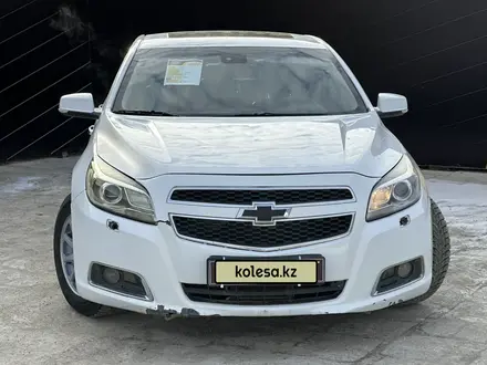 Chevrolet Malibu 2013 года за 4 900 000 тг. в Атырау – фото 3