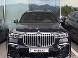 BMW X7 2021 года за 45 000 000 тг. в Алматы