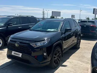 Toyota RAV4, 2021