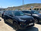 Toyota RAV4 2021 годаүшін11 990 000 тг. в Атырау – фото 2