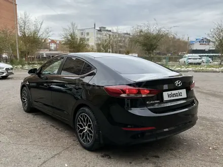 Hyundai Elantra 2018 года за 8 000 000 тг. в Астана – фото 3