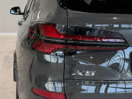BMW X5 XDrive 40i 2025 года за 75 463 000 тг. в Семей – фото 6
