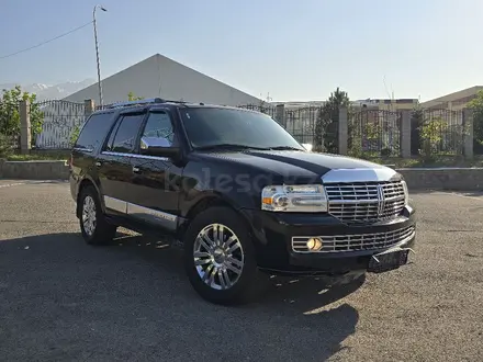 Lincoln Navigator 2007 года за 11 000 000 тг. в Алматы