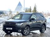 Mitsubishi Outlander 2014 годаfor6 850 000 тг. в Астана