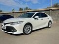 Toyota Camry 2019 года за 15 500 000 тг. в Актобе – фото 4