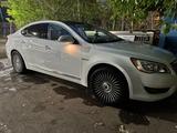 Kia K7 2011 года за 6 600 000 тг. в Астана – фото 2