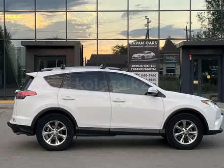 Toyota RAV4 2017 года за 9 000 000 тг. в Уральск – фото 4