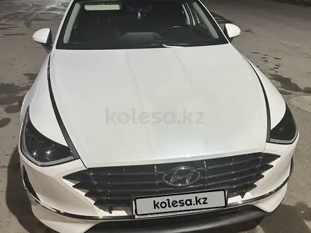 Hyundai Sonata 2022 года за 13 200 000 тг. в Тараз – фото 6