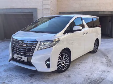 Toyota Alphard 2016 года за 30 200 000 тг. в Астана