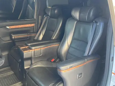 Toyota Alphard 2016 года за 30 200 000 тг. в Астана – фото 13