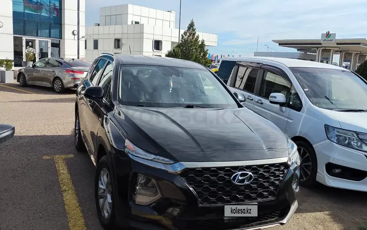 Hyundai Santa Fe 2019 года за 8 600 000 тг. в Уральск