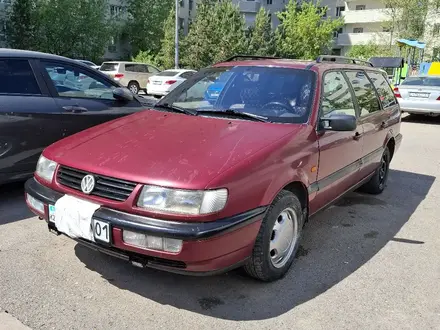 Volkswagen Passat 1995 года за 1 700 000 тг. в Астана