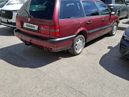 Volkswagen Passat 1995 года за 1 700 000 тг. в Астана – фото 4
