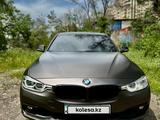 BMW 330 2017 года за 14 500 000 тг. в Алматы – фото 3