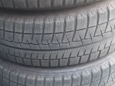 Шины 2156016 комплект Bridgestone за 100 000 тг. в Алматы – фото 2