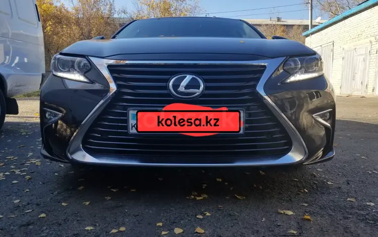 Lexus ES 250 2019 годаfor18 500 000 тг. в Астана