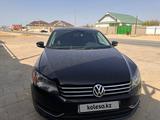 Volkswagen Passat 2014 года за 5 500 000 тг. в Жанаозен