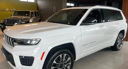 Jeep Grand Cherokee Overland 2023 годаүшін42 000 000 тг. в Алматы