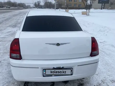 Chrysler 300C 2006 года за 3 300 000 тг. в Астана – фото 9