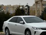 Toyota Camry 2015 года за 12 000 000 тг. в Уральск – фото 2