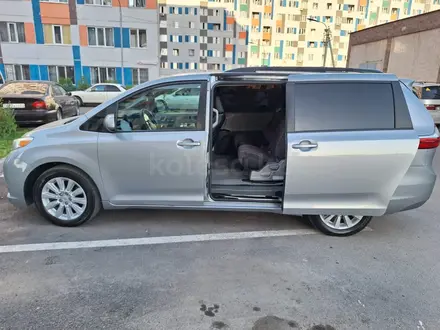 Toyota Sienna 2015 года за 13 000 000 тг. в Алматы – фото 10