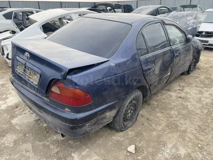 Toyota Avensis 1999 года за 1 000 000 тг. в Атырау