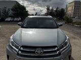 Toyota Highlander 2016 годаүшін11 000 000 тг. в Актобе – фото 2
