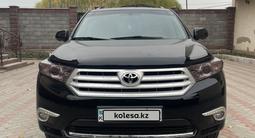 Toyota Highlander 2013 года за 14 000 000 тг. в Алматы