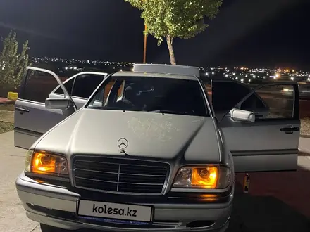 Mercedes-Benz C 200 1999 года за 3 500 000 тг. в Актау