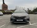 Toyota Camry 2020 года за 11 200 000 тг. в Шымкент