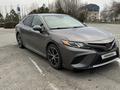Toyota Camry 2020 года за 11 200 000 тг. в Шымкент – фото 3