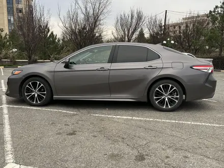 Toyota Camry 2020 года за 11 200 000 тг. в Шымкент – фото 7