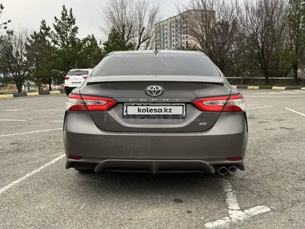 Toyota Camry 2020 года за 11 200 000 тг. в Шымкент – фото 5