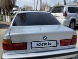 BMW 525 1993 года за 2 200 000 тг. в Шымкент – фото 4