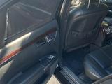 Mercedes-Benz S 550 2007 года за 6 000 000 тг. в Жанаозен – фото 4