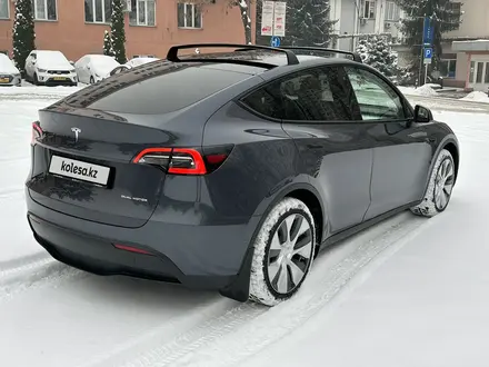 Tesla Model Y 2022 года за 26 500 000 тг. в Алматы – фото 3