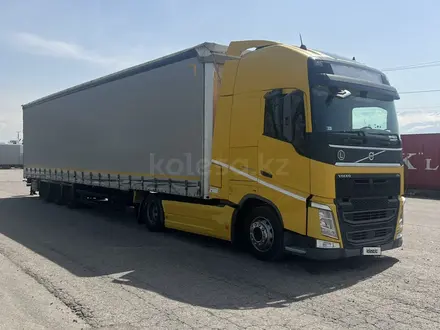 Volvo  FH XXL Mega 2018 года за 29 000 000 тг. в Алматы – фото 3
