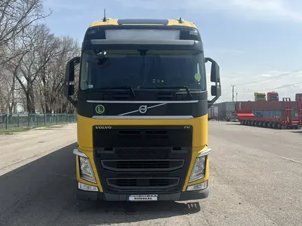 Volvo  FH XXL Mega 2018 года за 29 000 000 тг. в Алматы – фото 2