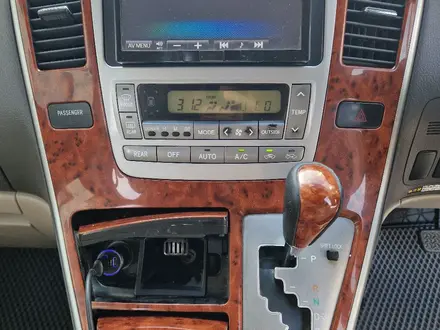 Toyota Alphard 2004 года за 7 300 000 тг. в Алматы – фото 12