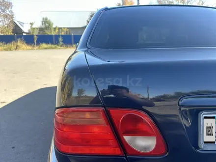 Mercedes-Benz E 200 1996 года за 2 900 000 тг. в Караганда – фото 6