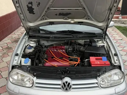 Volkswagen Golf 1999 года за 2 800 000 тг. в Шымкент