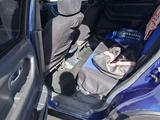 Honda CR-V 1999 годаүшін3 750 000 тг. в Актобе – фото 2