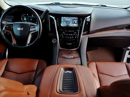 Cadillac Escalade 2019 года за 30 000 000 тг. в Алматы – фото 14