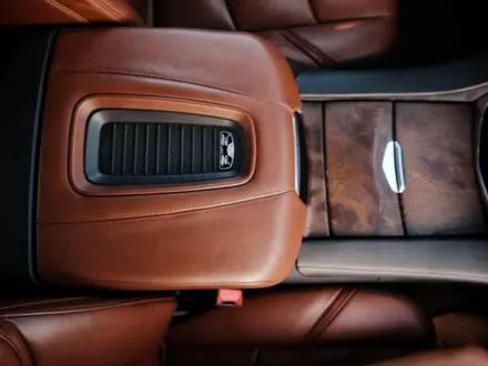 Cadillac Escalade 2019 года за 30 000 000 тг. в Алматы – фото 16